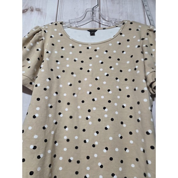 Ann Taylor Shirt Womens Medium Beige Polka Dot Puff‎ Short Sleeve Stretch Knit - Picture 2 of 7